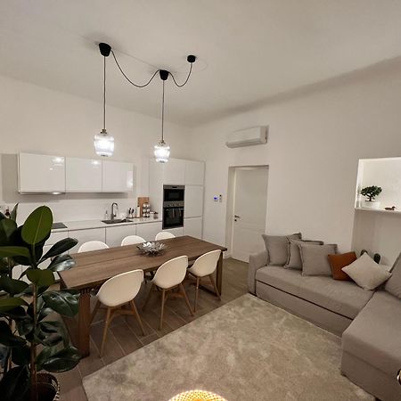 Spacious 3 Bedroom Apartment Milan Luaran gambar