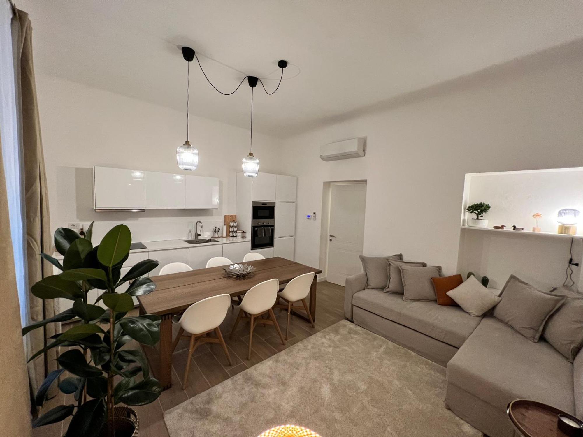Spacious 3 Bedroom Apartment Milan Luaran gambar
