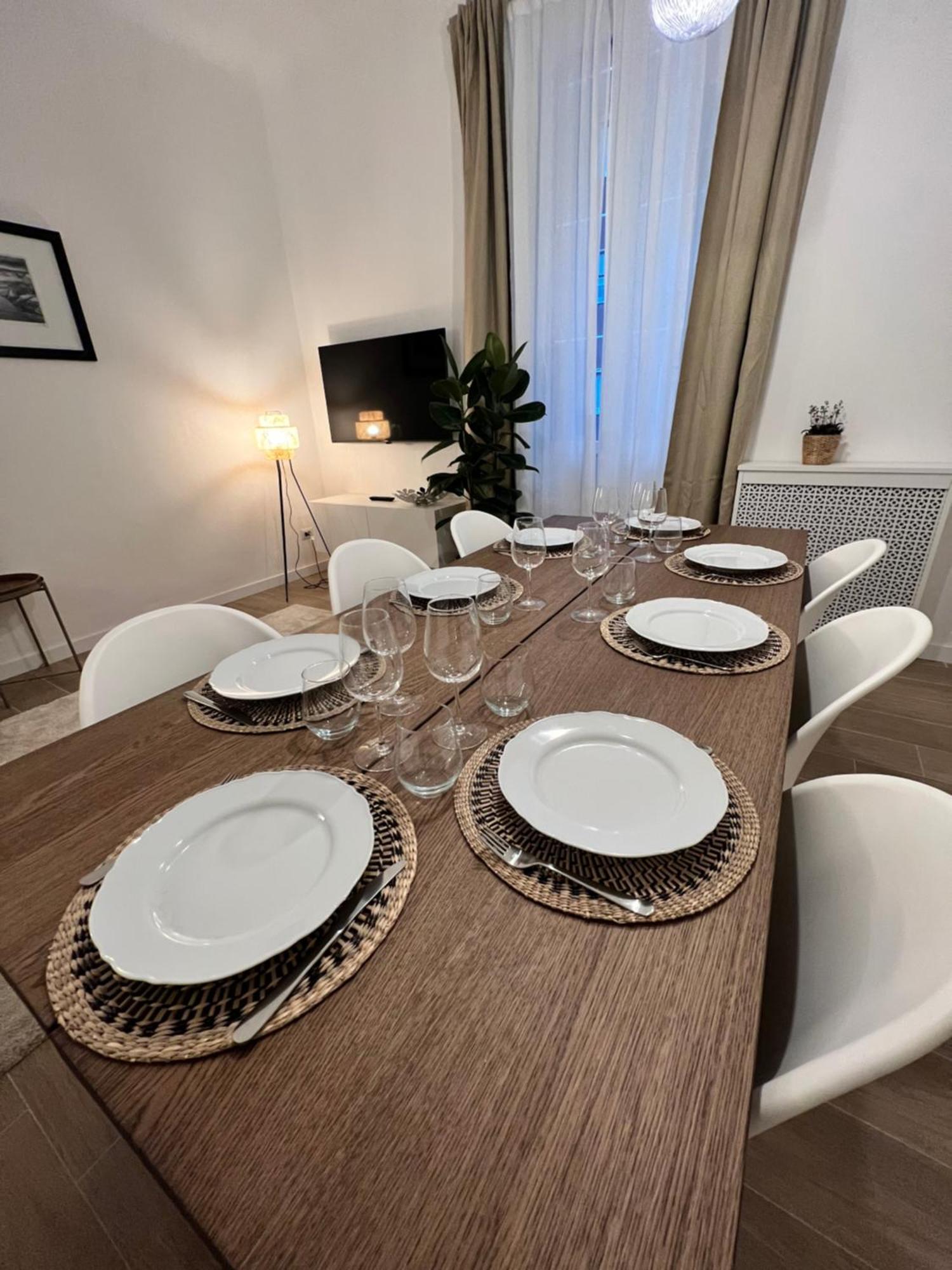 Spacious 3 Bedroom Apartment Milan Luaran gambar